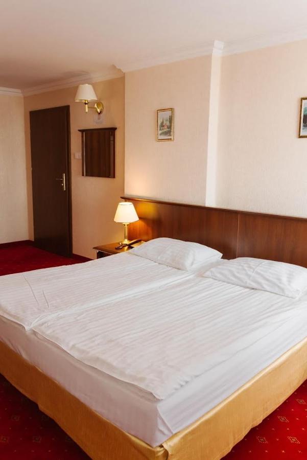 Hotel Jakub Sobieski Olawa Luaran gambar