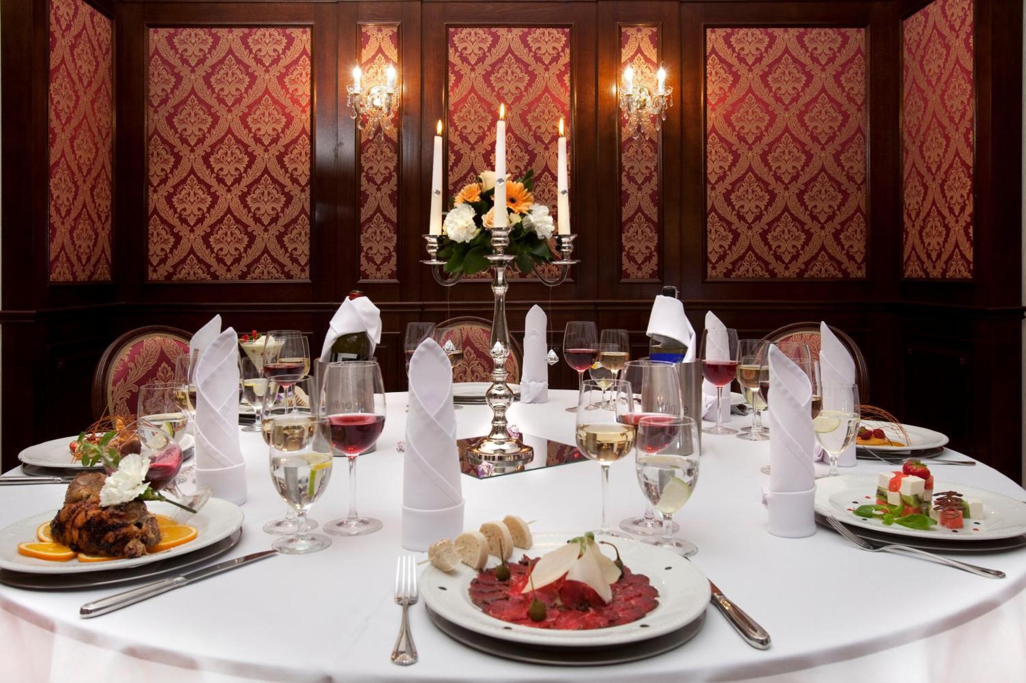 Hotel Jakub Sobieski Olawa Luaran gambar